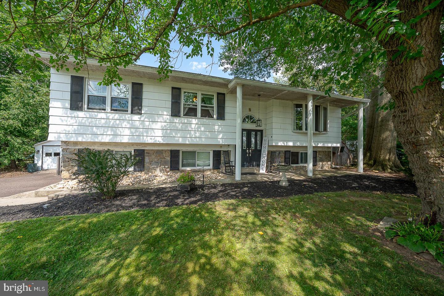 24 Brimfield