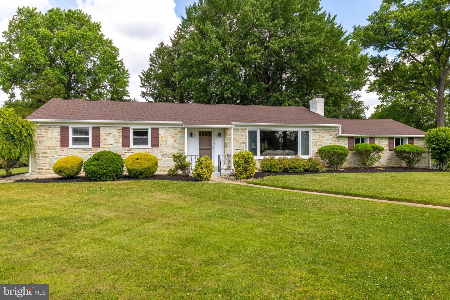 3882 Whitman Road