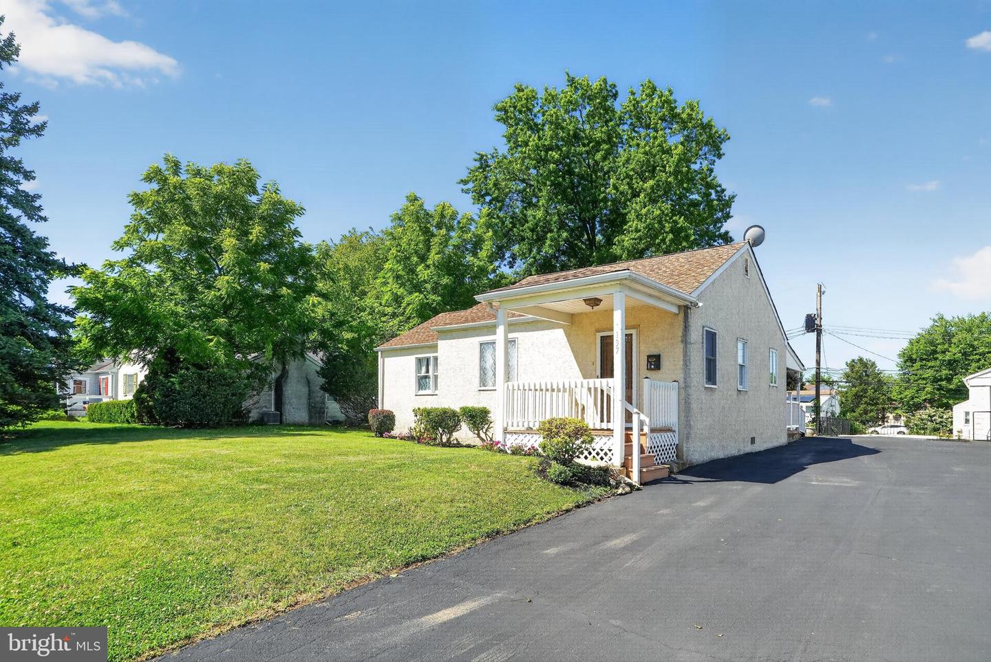 137 Walker Lane