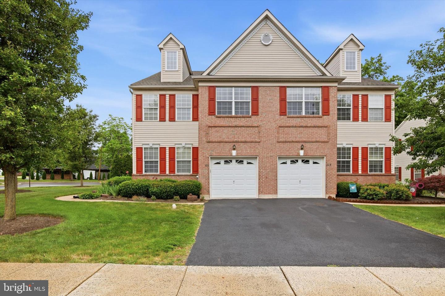 101 Raintree Crossing