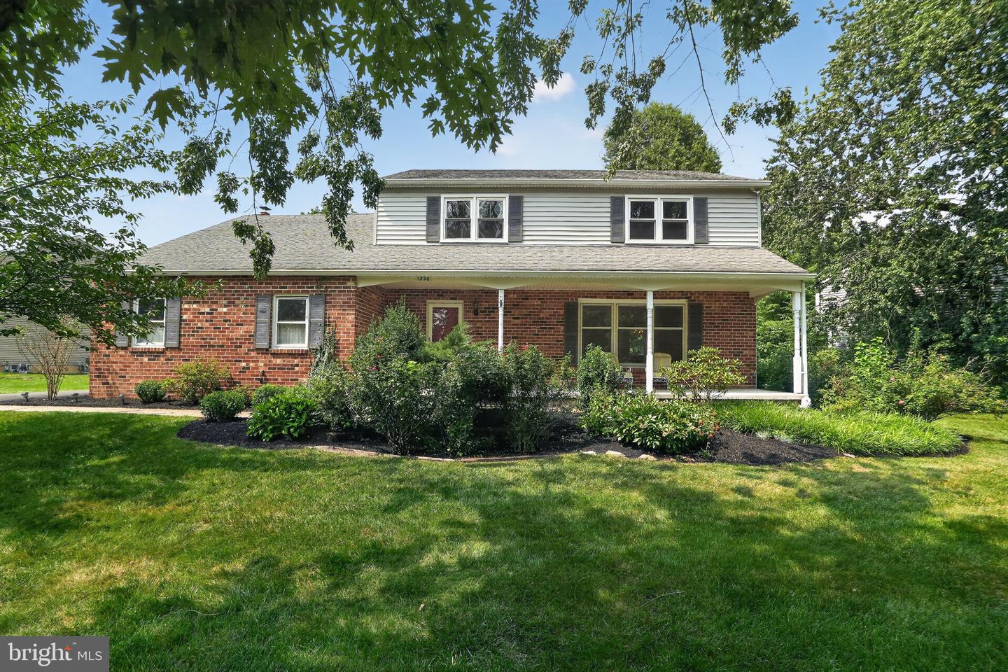 1236 Boden Place