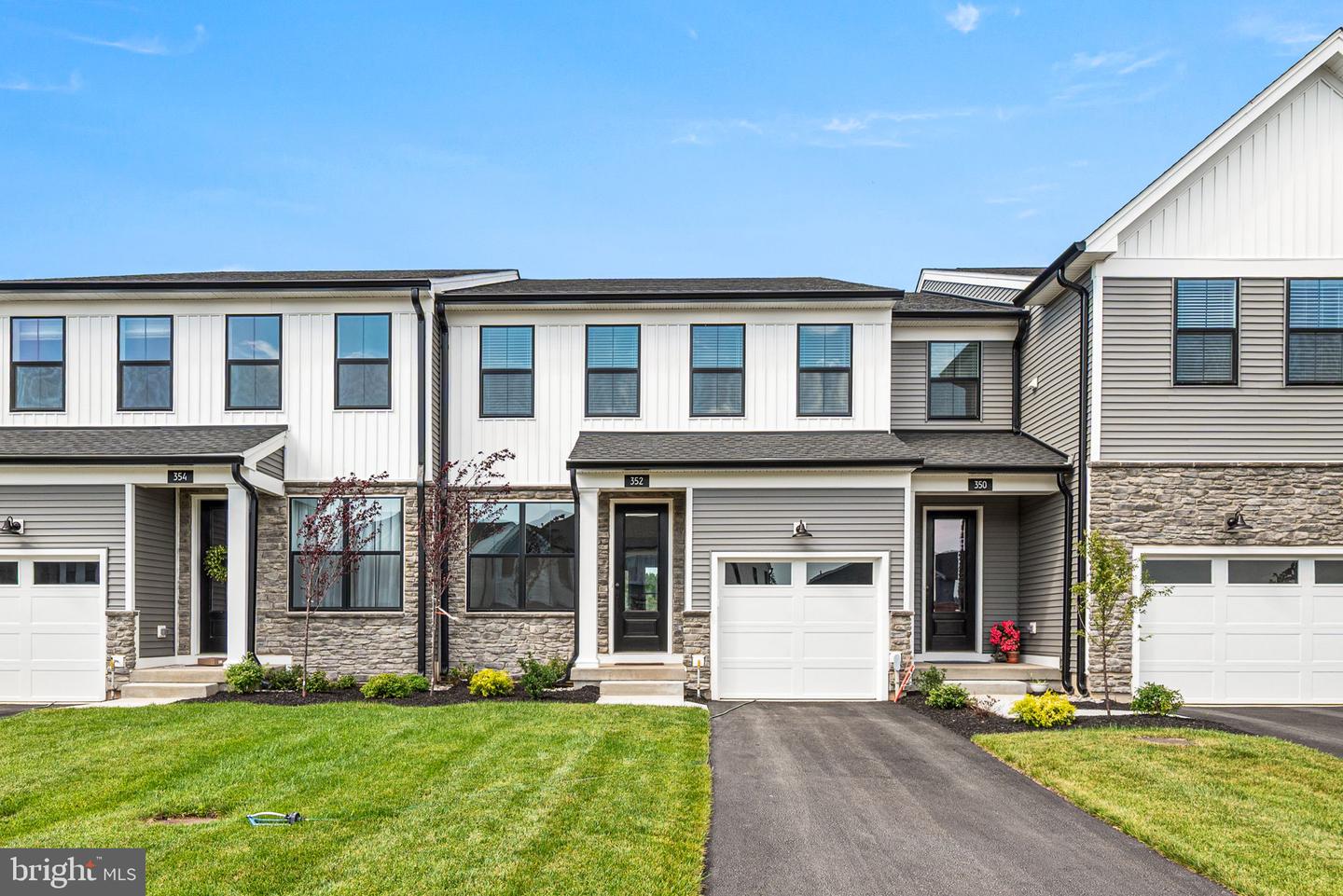 352 Aspen Way