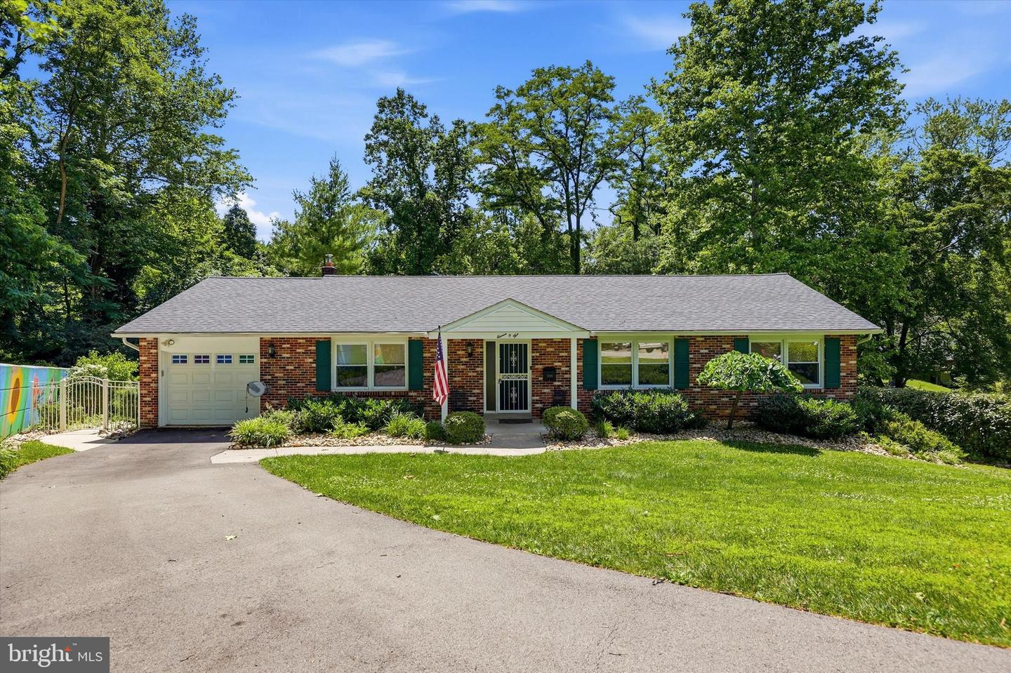 1105 Clark Road