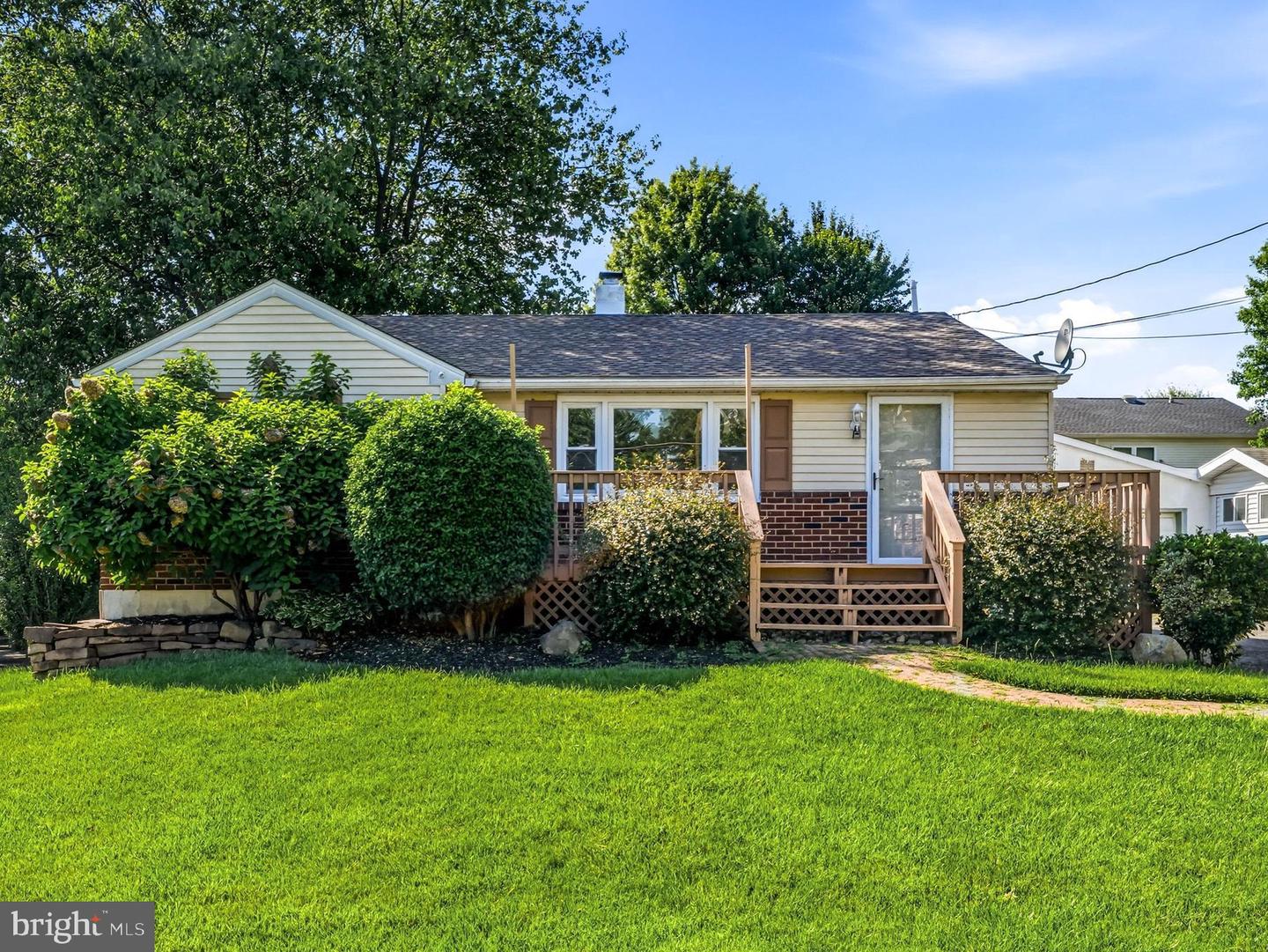 234 Garden Avenue