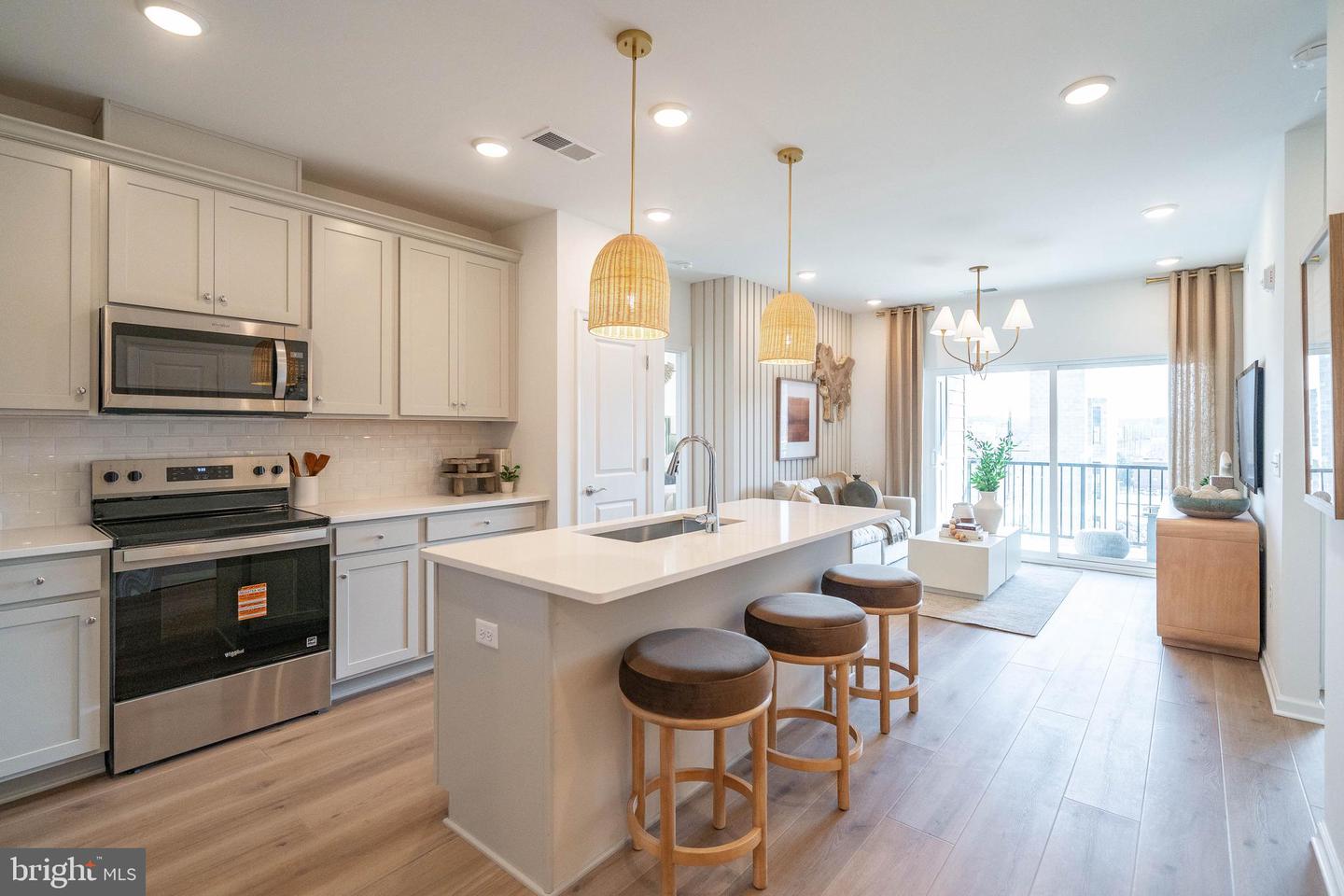 431 Washington Street #2303 Hamilton