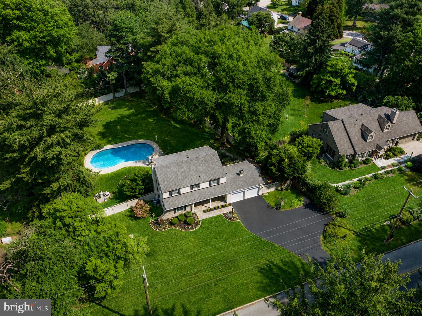 6113 W Mill Road