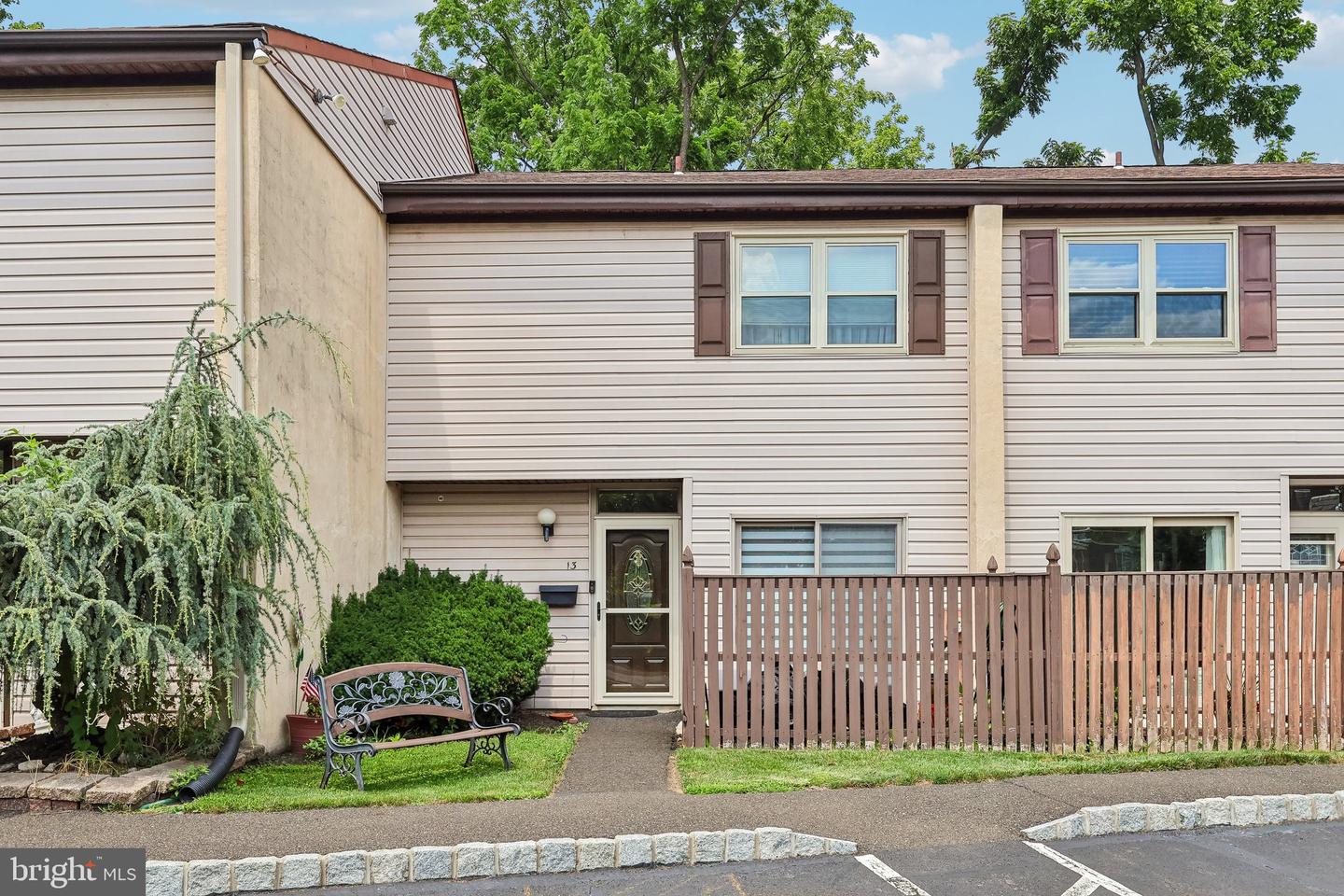 550 York Road N #13-B
