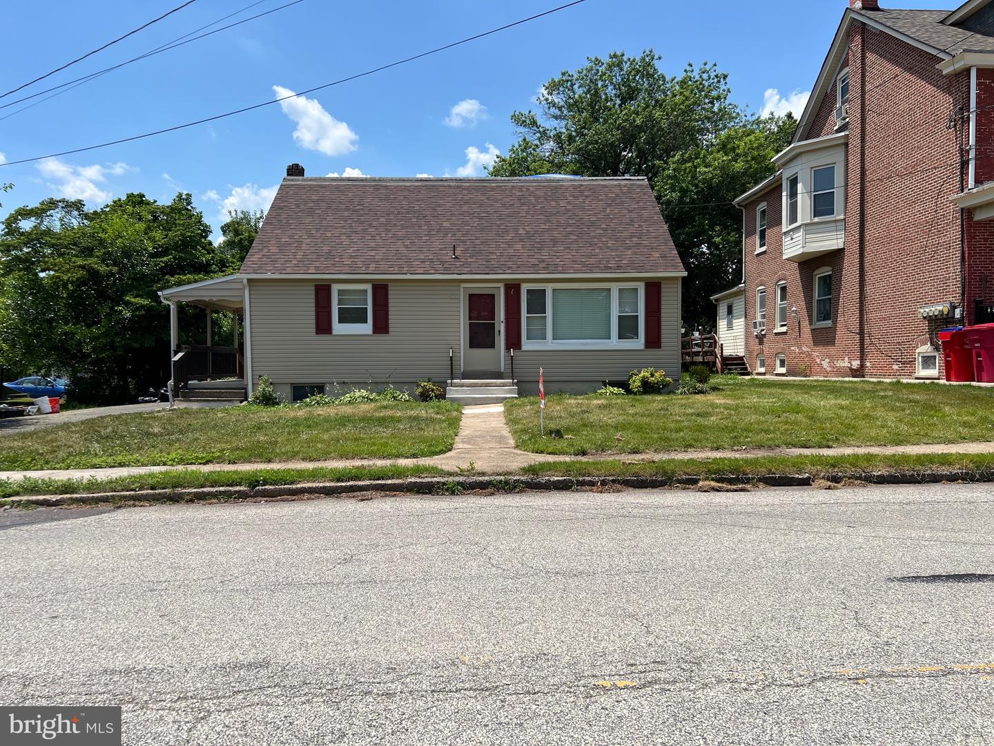 220 Glasgow Street