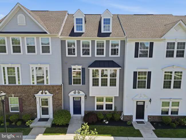 247 Madison Lane