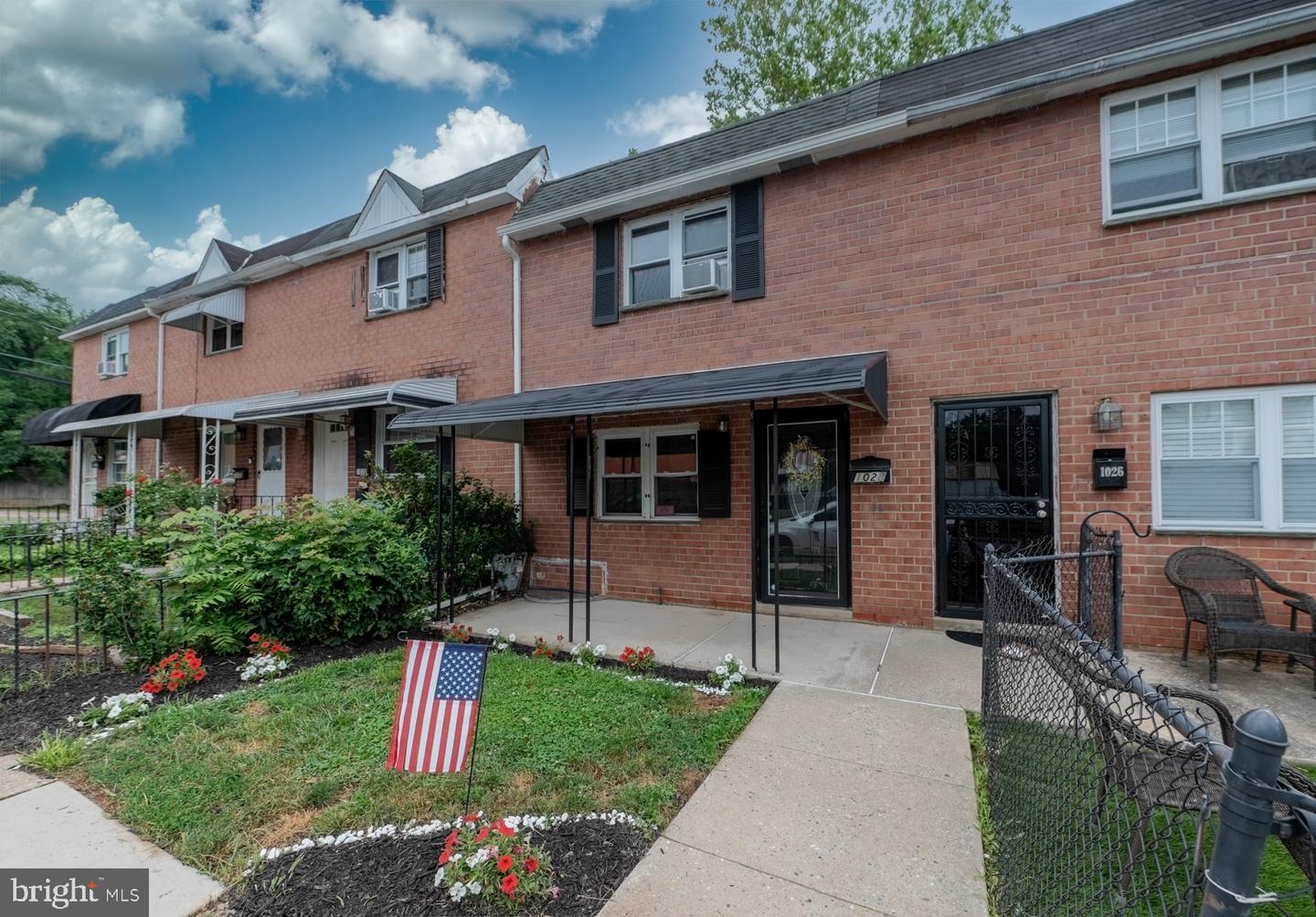 1028 Walnut