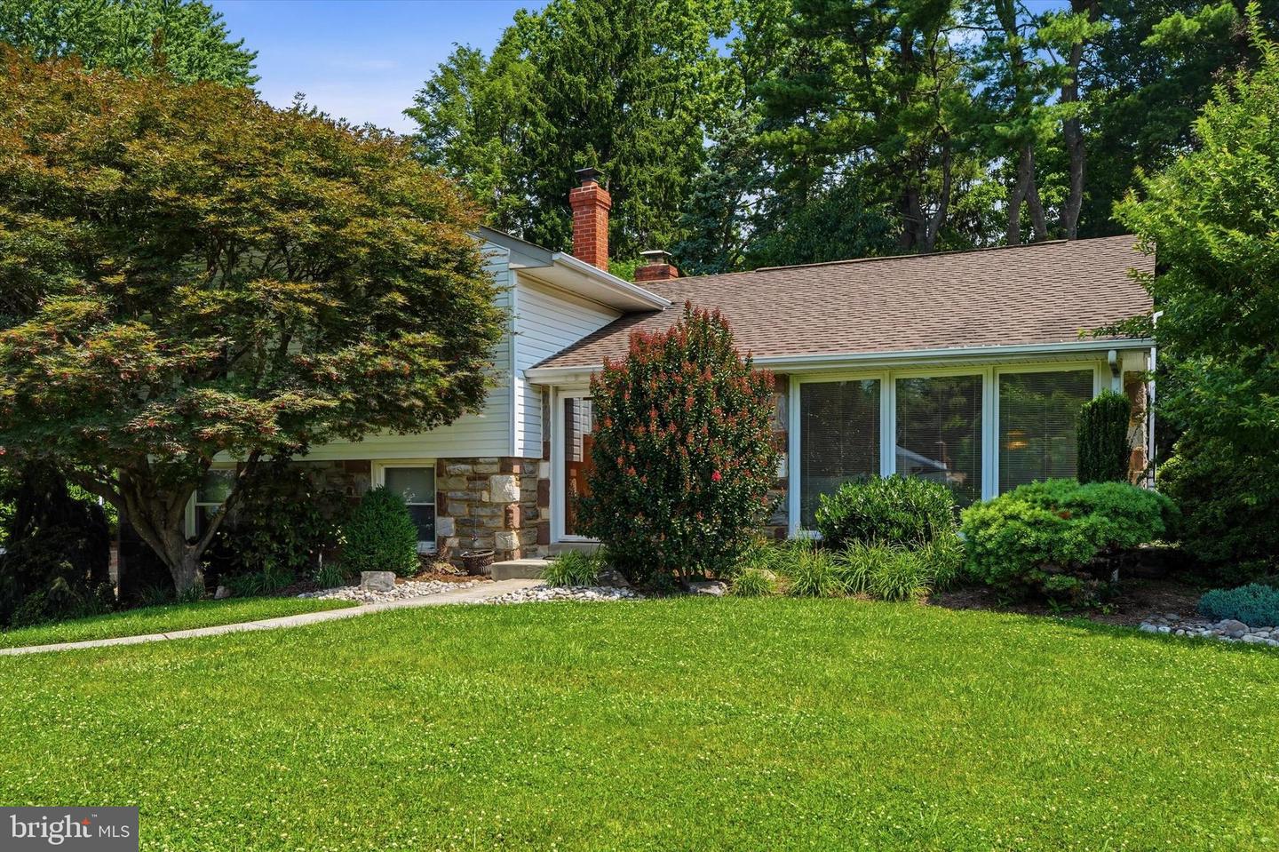 627 Meadow Road
