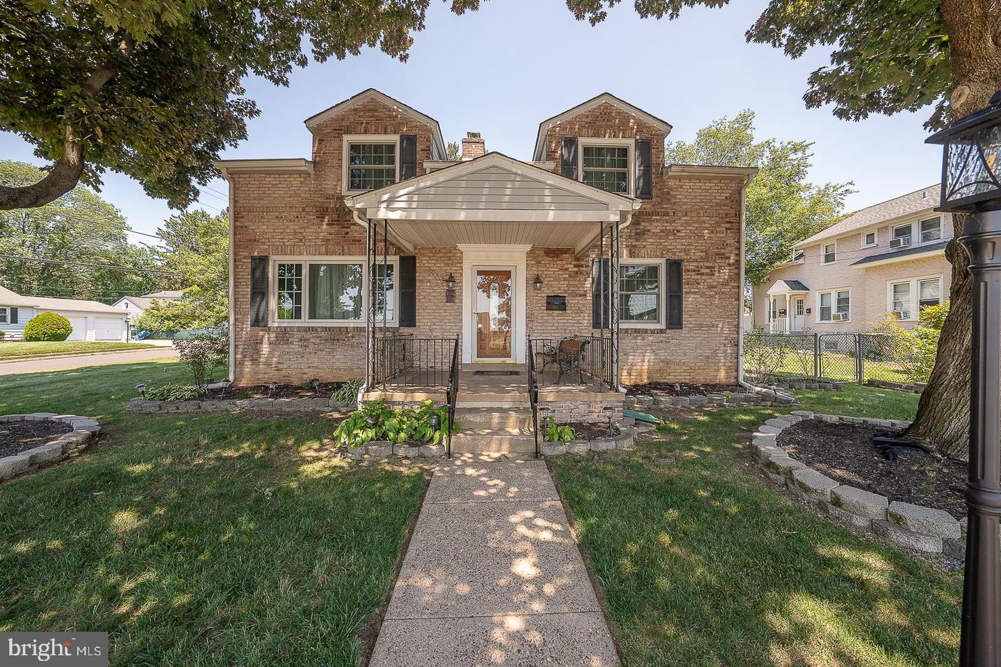 201 Abbeyview Avenue, Willow Grove