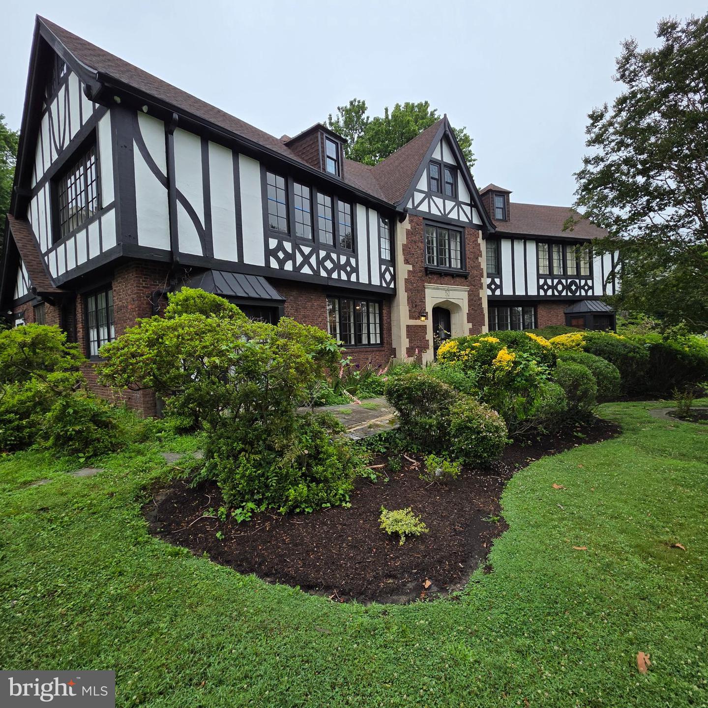 7 Windsor Avenue