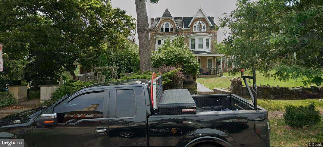 1316 W Main St