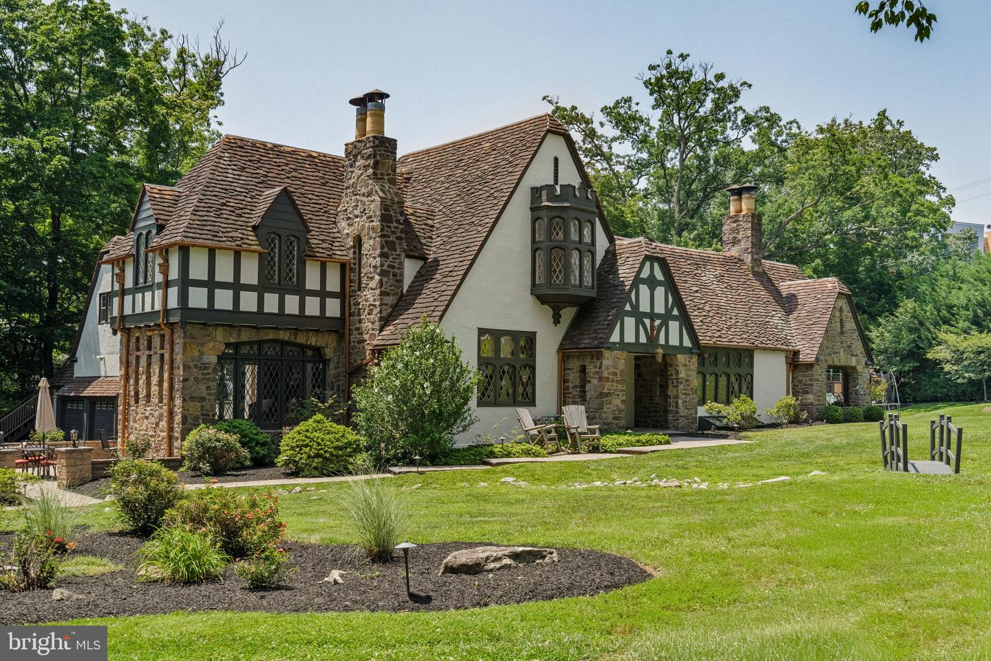 1952 Canterbury Road