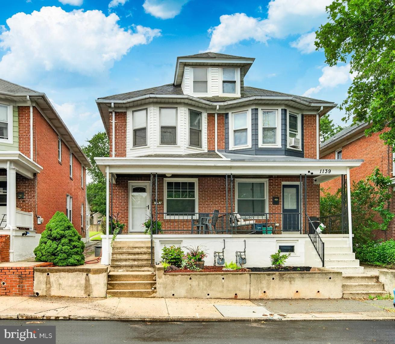 1137 South Street