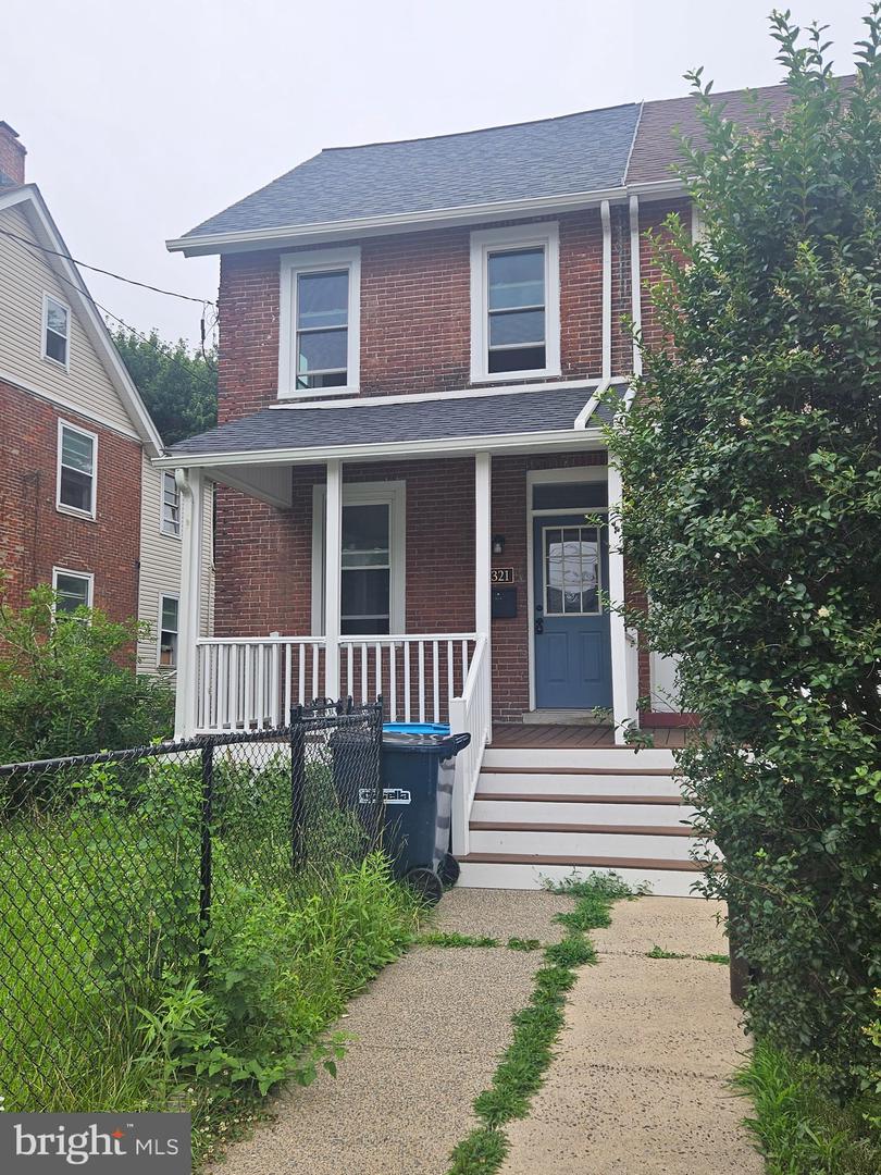 321 Elm Avenue