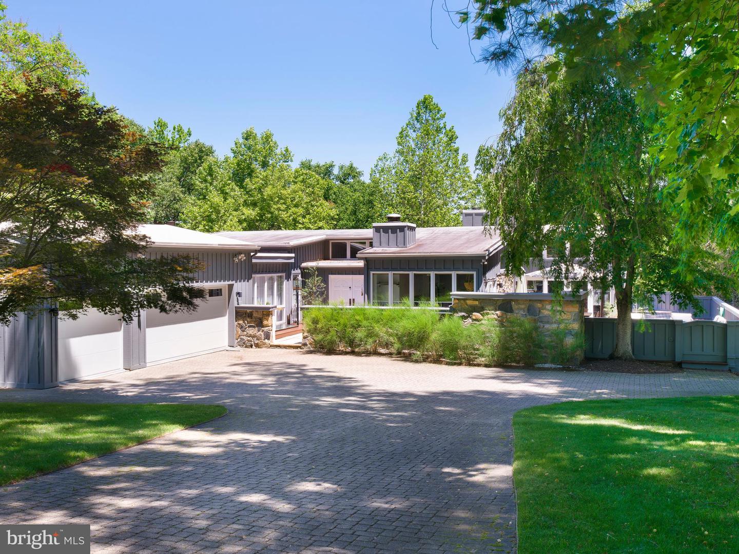 1620 Monk Road