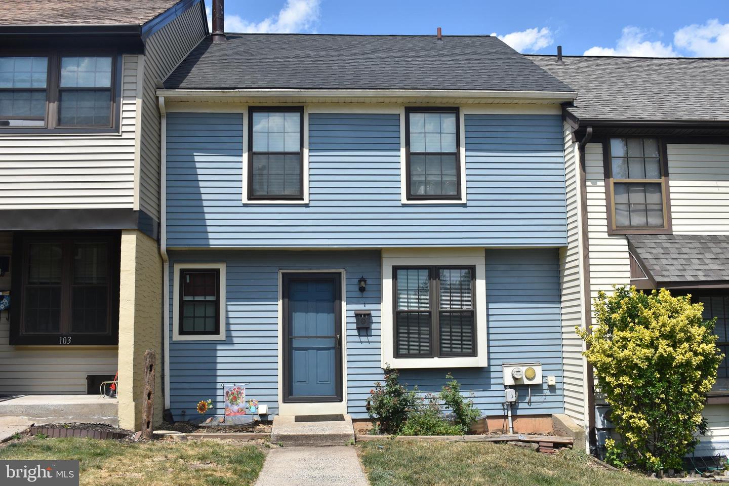 104 Hopkins Court