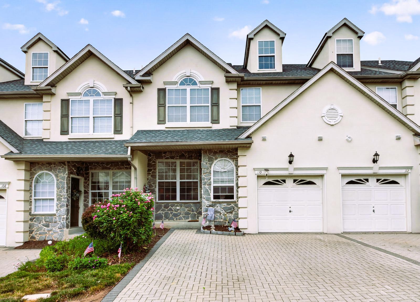 110 Meadow View Lane