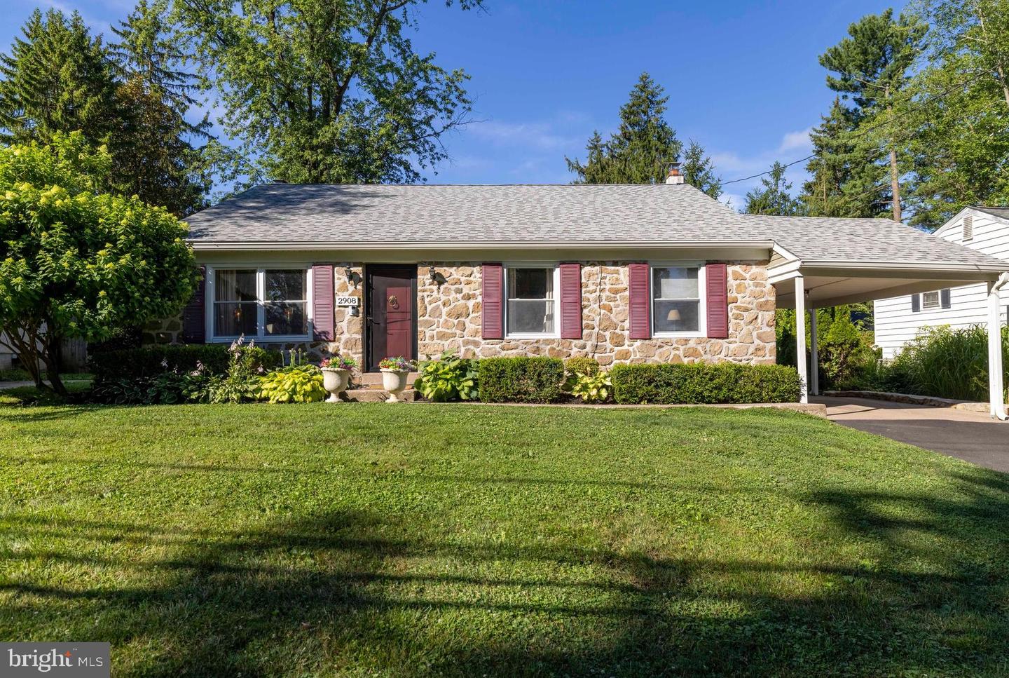 2908 Old Welsh Road