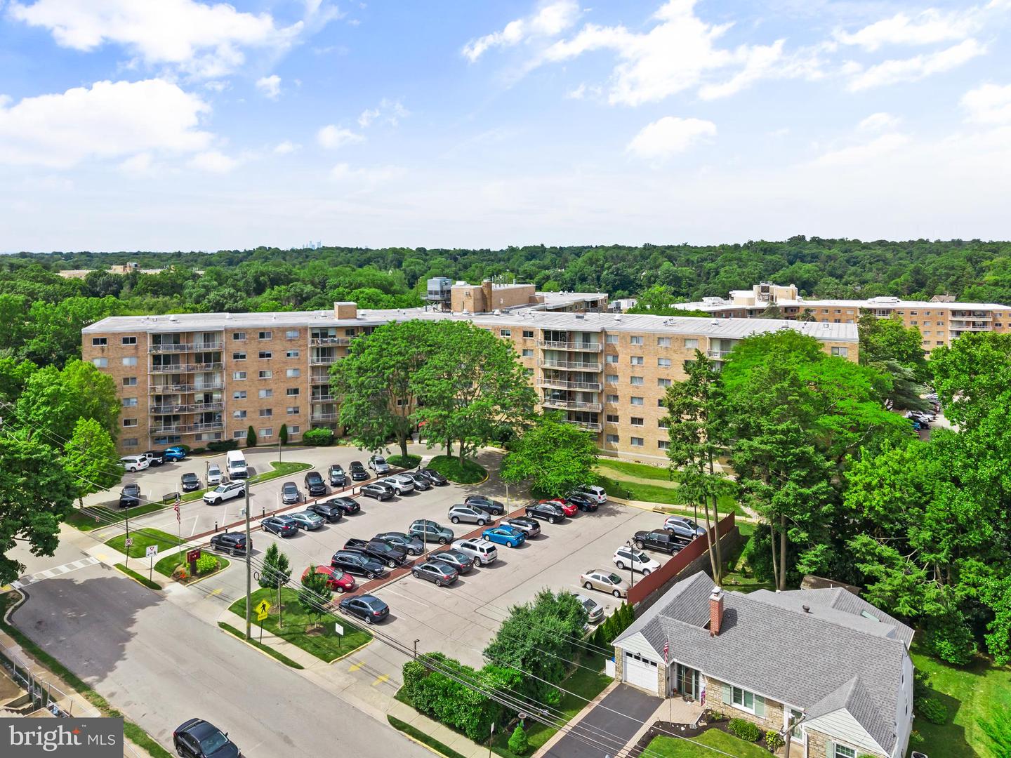 309 Florence Avenue #324-N