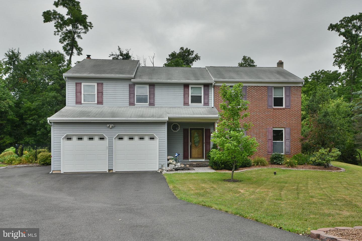 773 Holly Circle