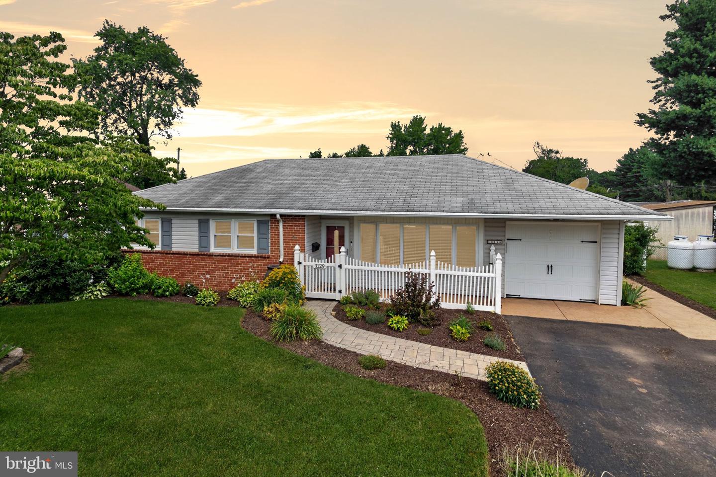 3129 Sycamore Lane