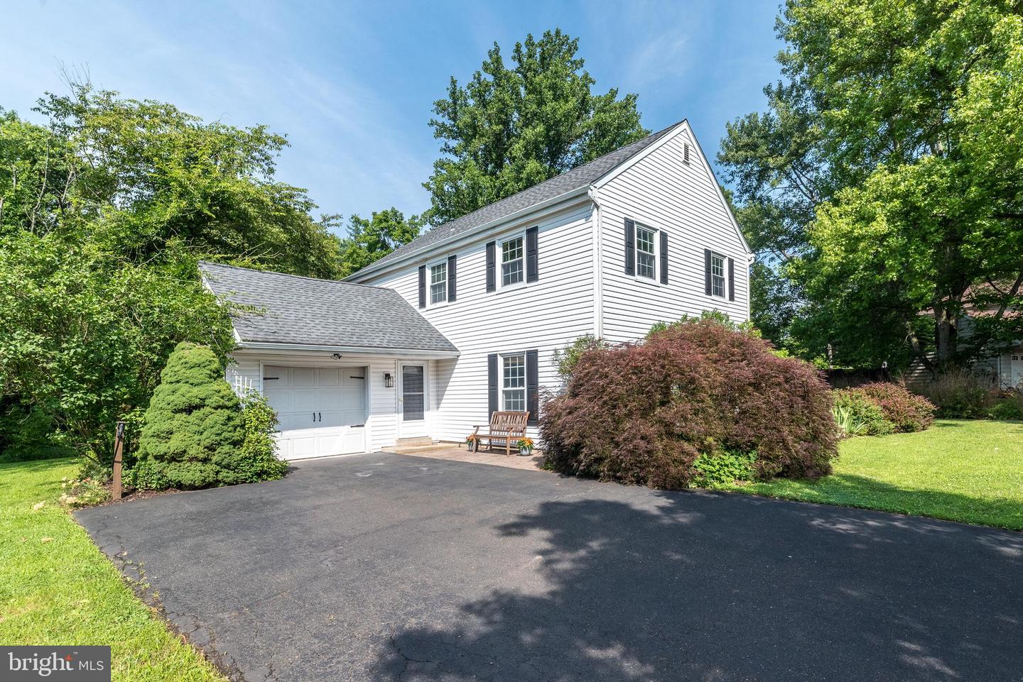 2045 Foster Road