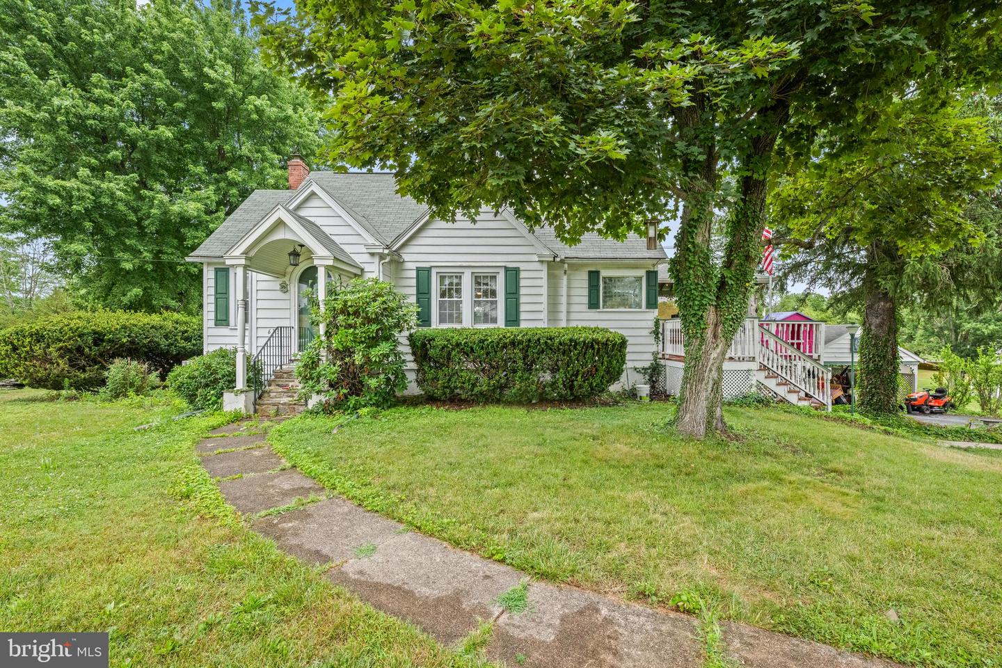 613 Centennial Street, Schwenksville