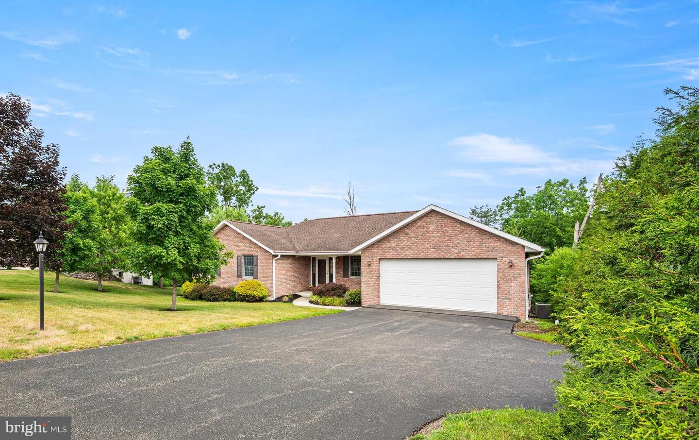 2426 Magnolia Drive
