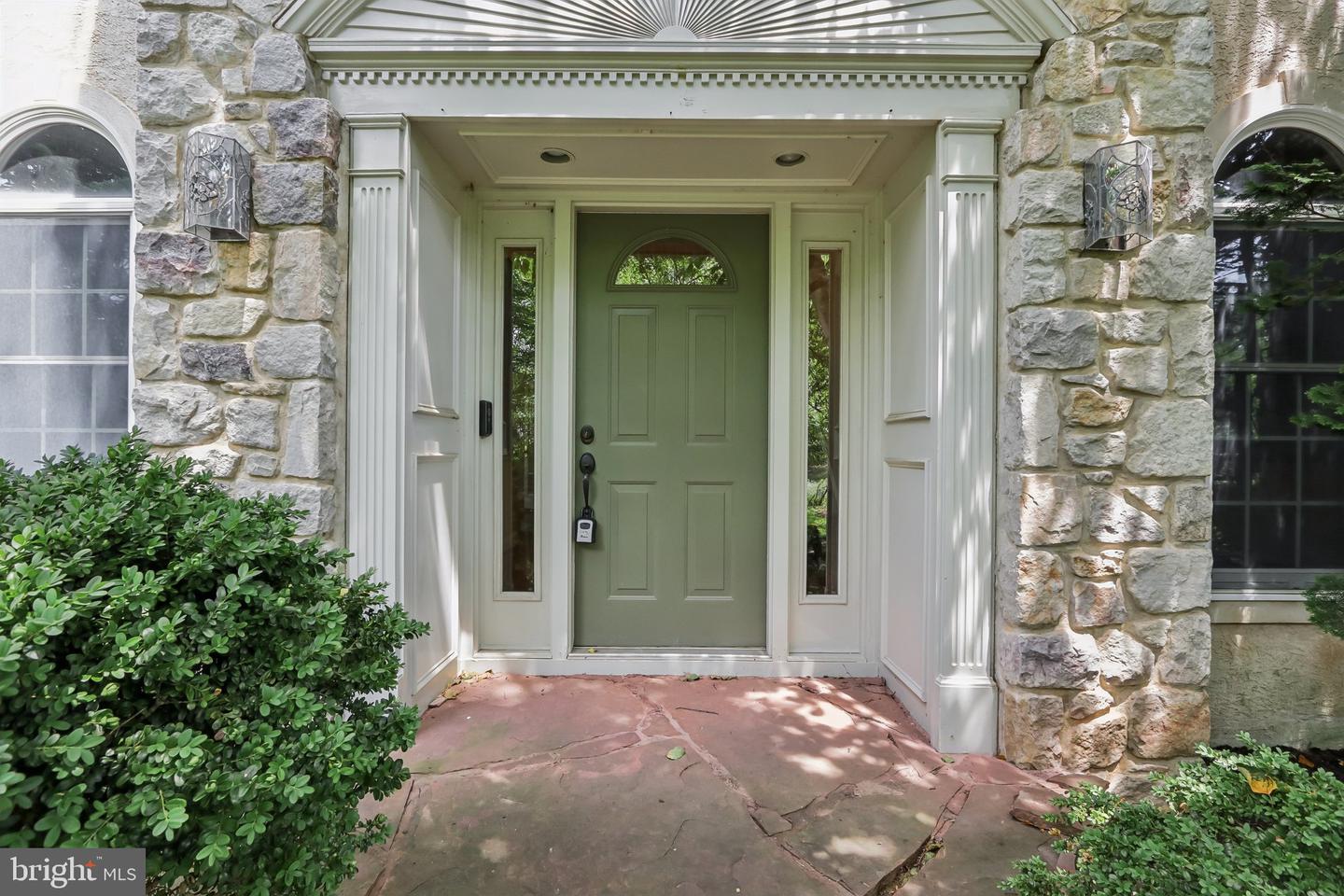 111 Manor Drive