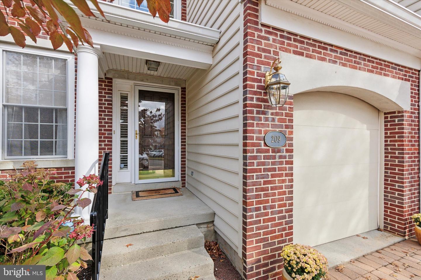 209 Westminster
