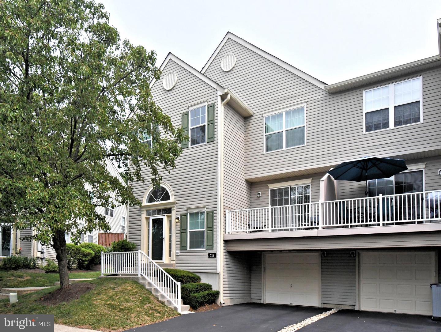 716 Thornhill Drive