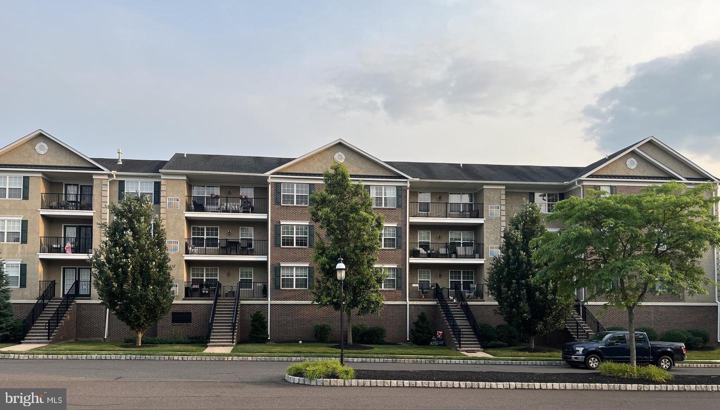 3940 Ashland Drive #143
