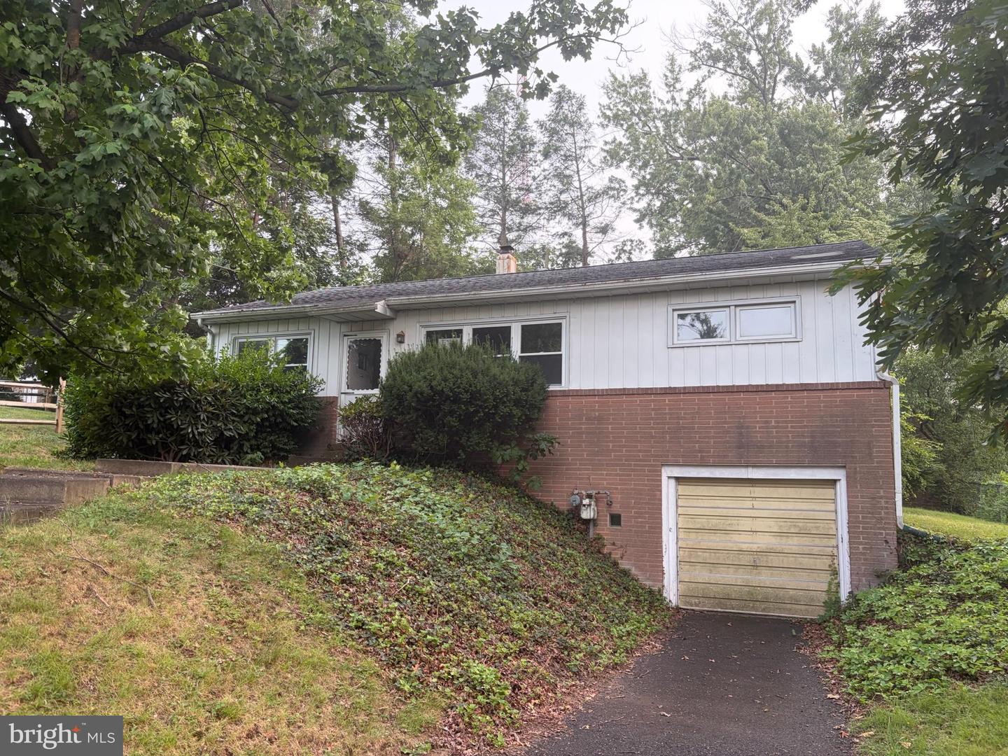 210 Fern Avenue