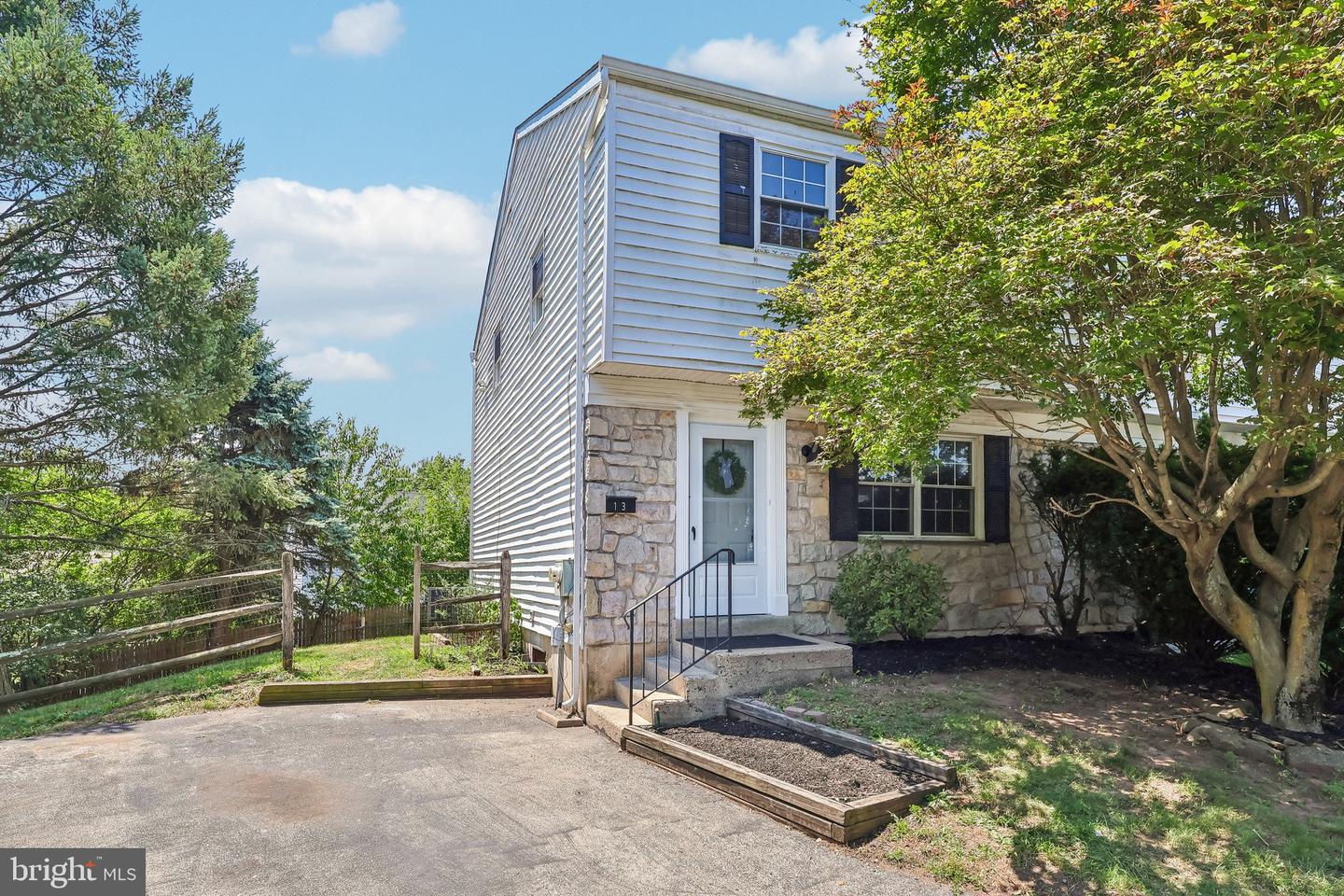 13 Evergreen Road