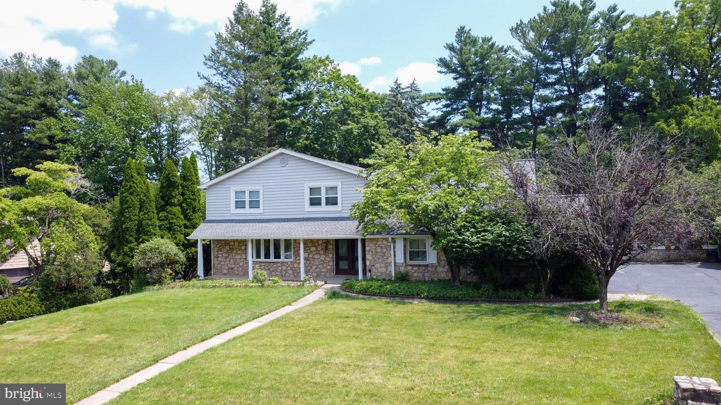 3883 Dempsey Lane