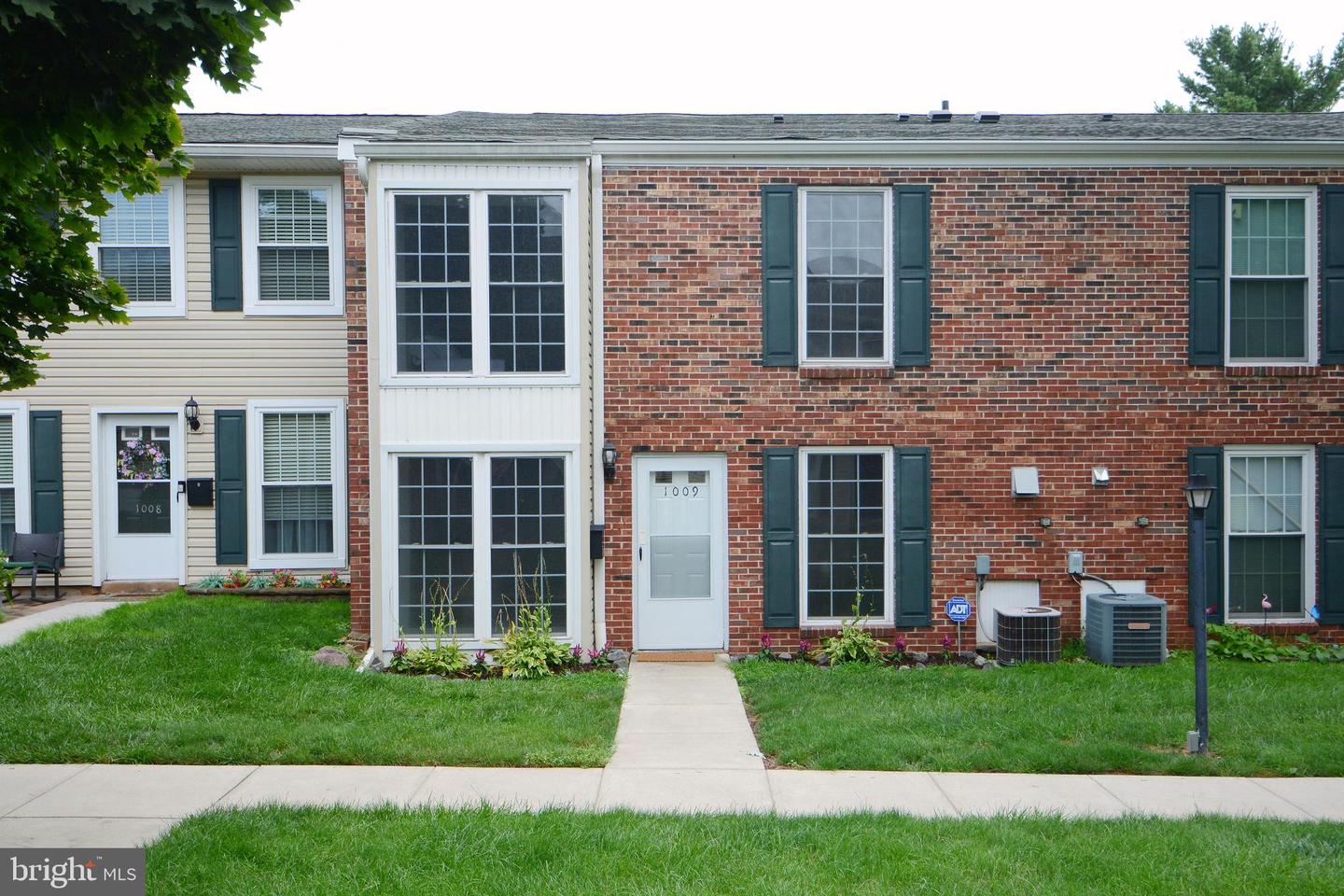 1009 Middleton Place