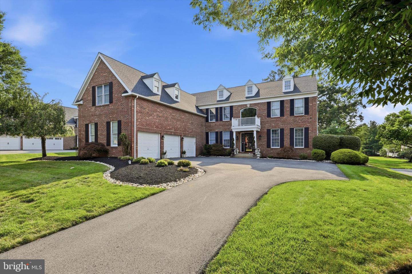 205 Hazeltine Circle, Blue Bell