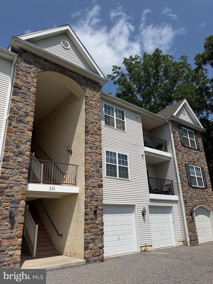 131 E First Avenue #16