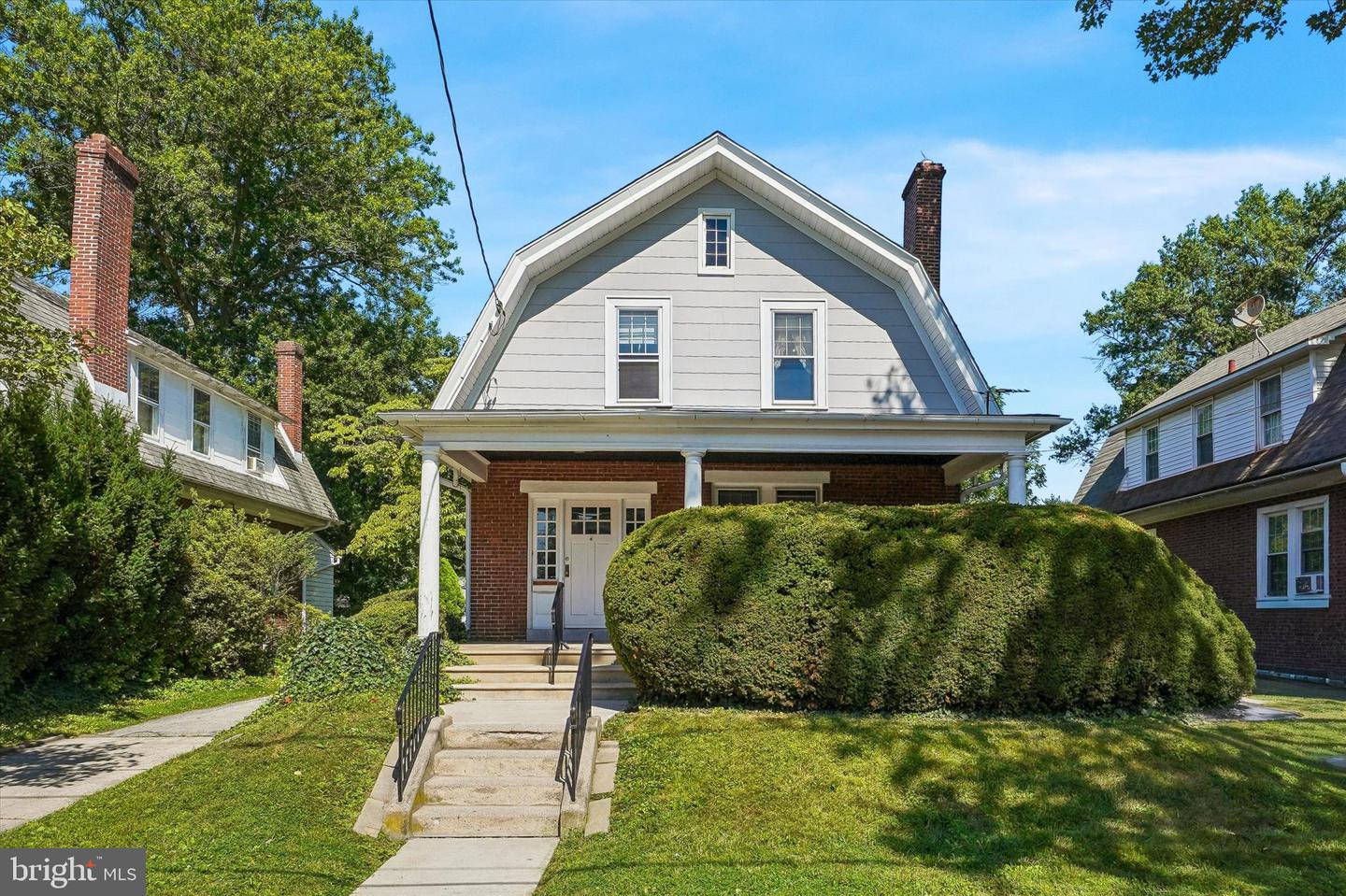 27 N Prospect Avenue