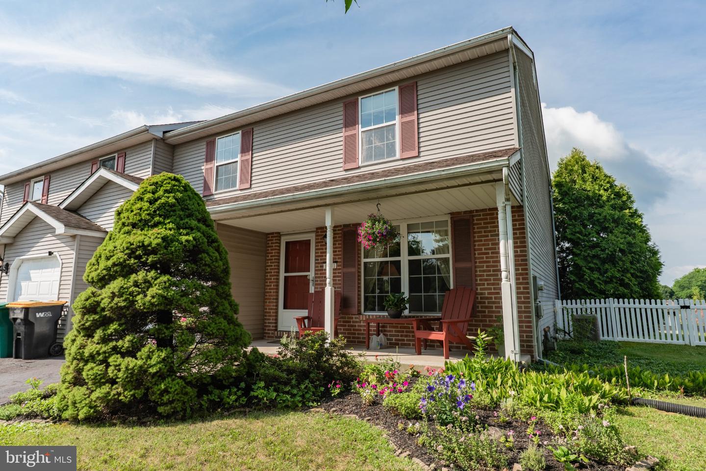 121 Winding Way, Telford