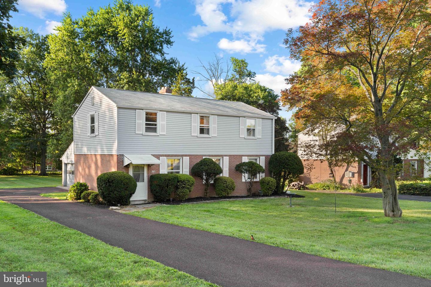 301 Greenwood Road