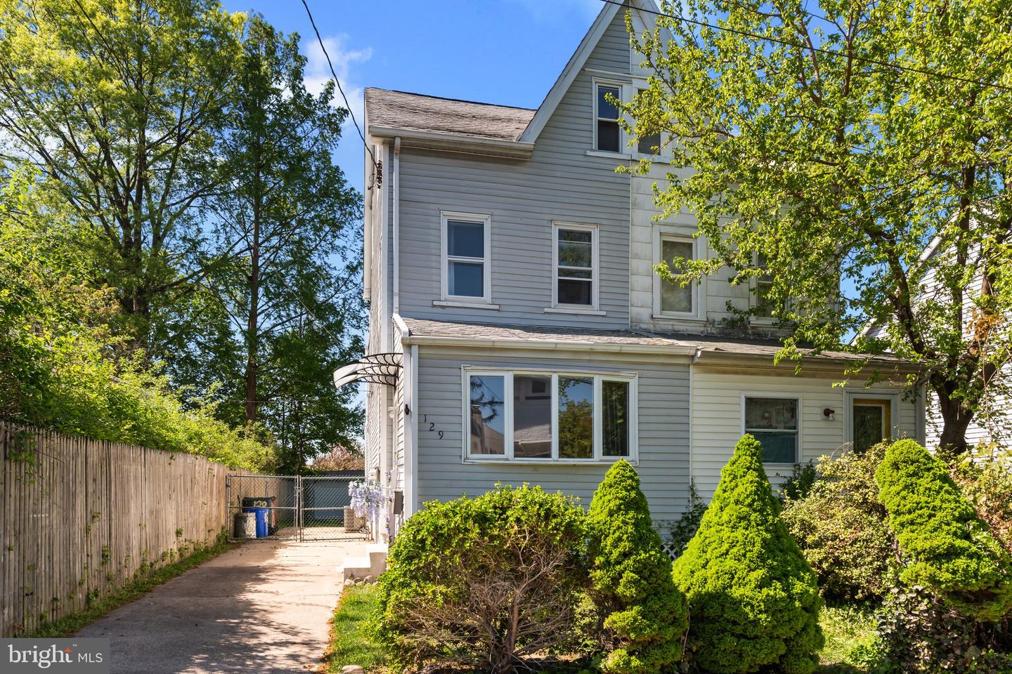 129 Blake Avenue