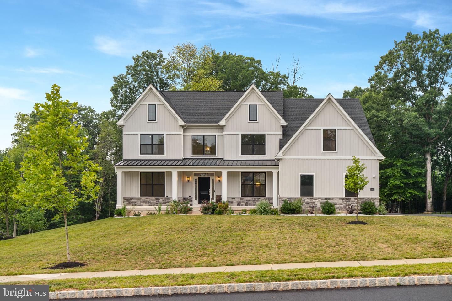1045 Oak Ridge Drive