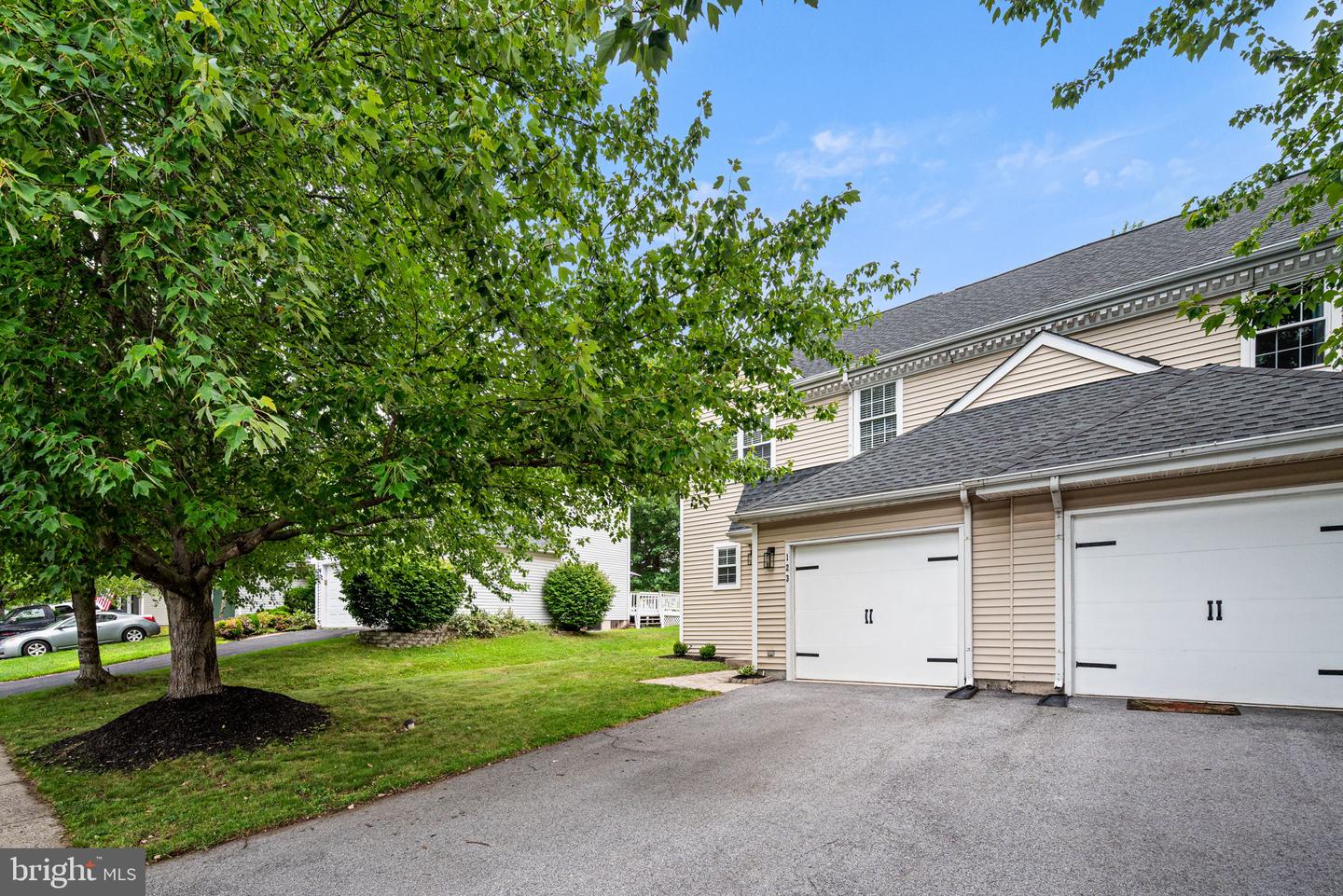 123 Azalea Circle