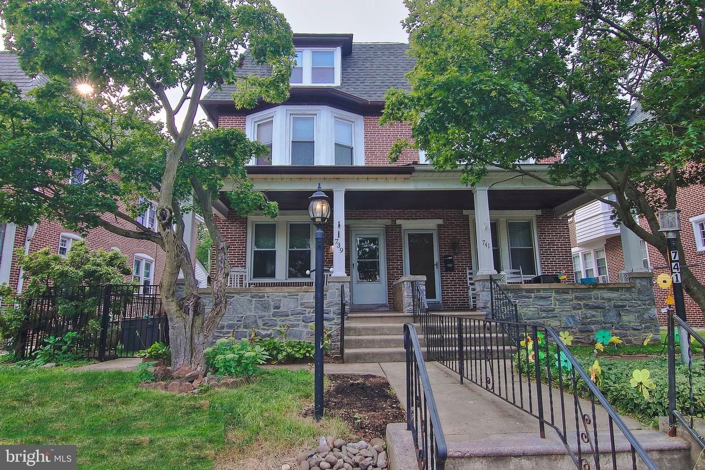 739 Noble Street