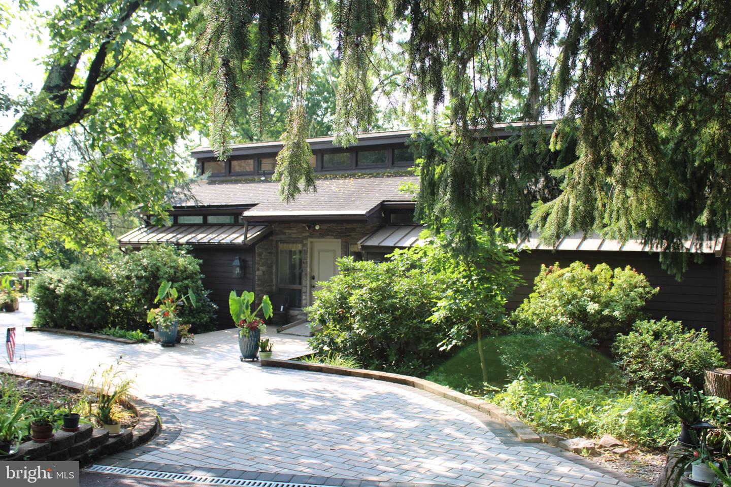 268 Steinmetz Road