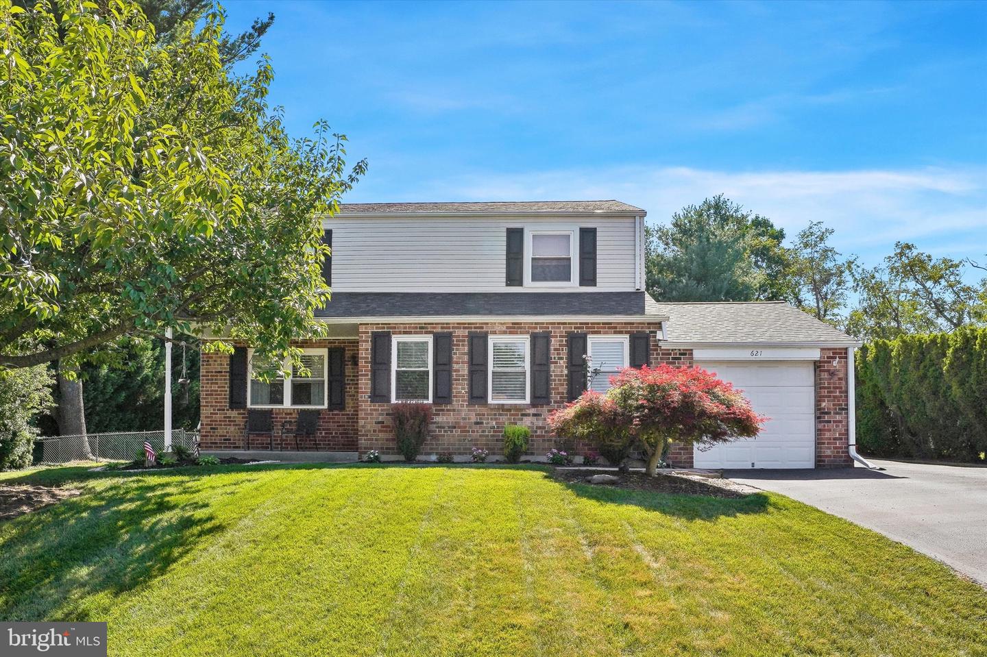 621 Crestwyck Drive